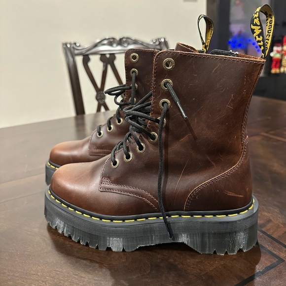 Jadon Platform Boots - Picture 2 of 7